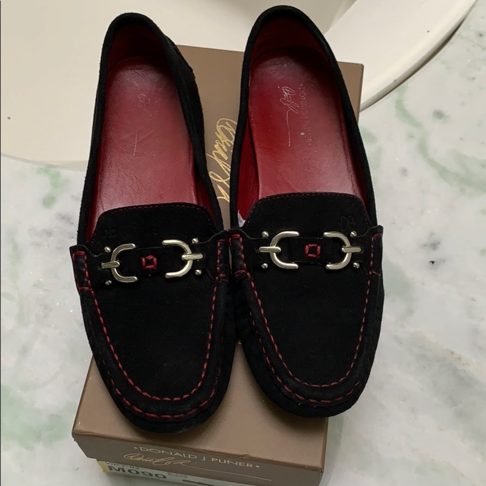 Donald J Pliner driving moccasins/loafer